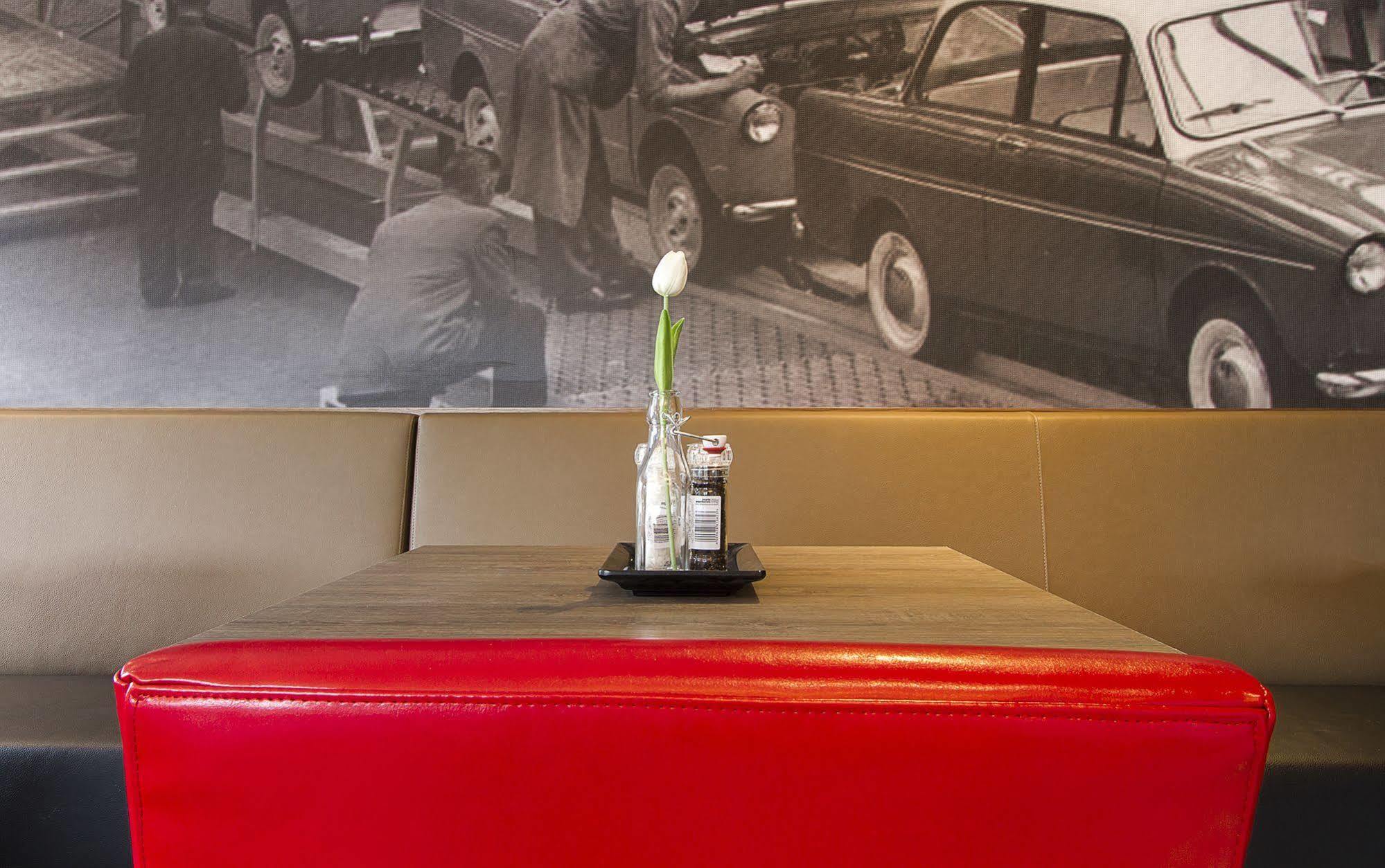 Bastion Hotel Eindhoven Waalre מראה חיצוני תמונה