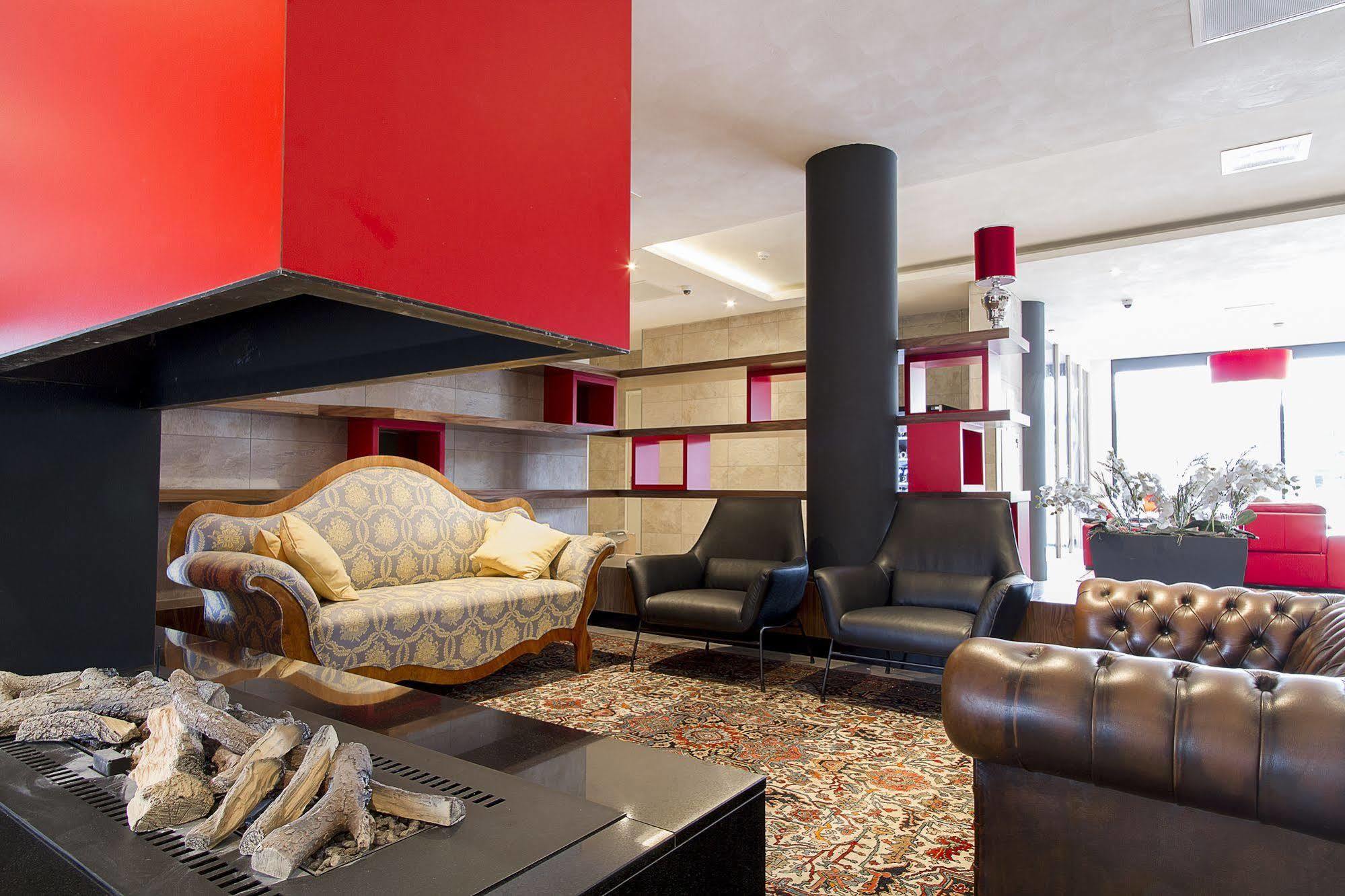 Bastion Hotel Eindhoven Waalre מראה חיצוני תמונה